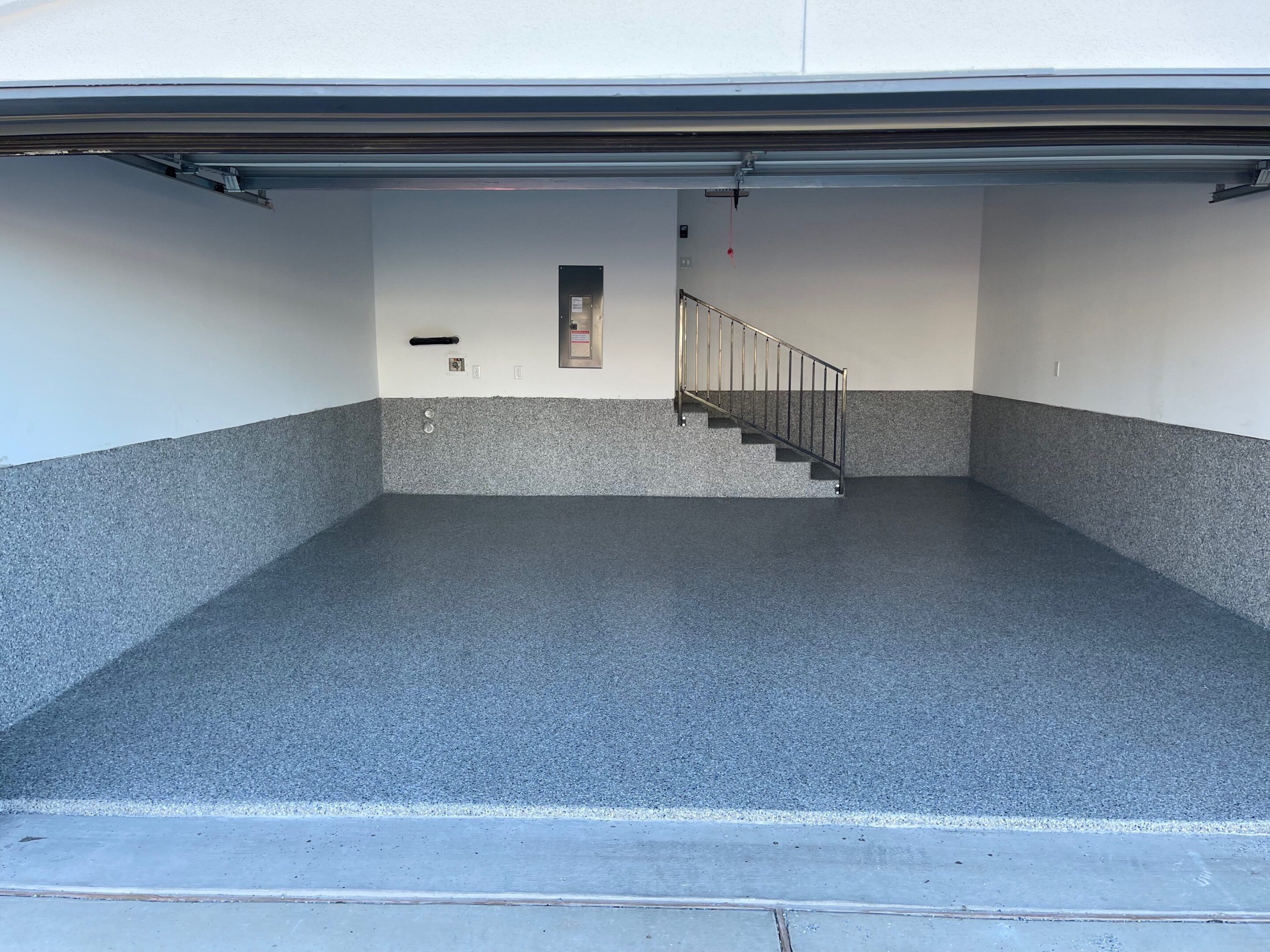 A garage with stairs and steps in it